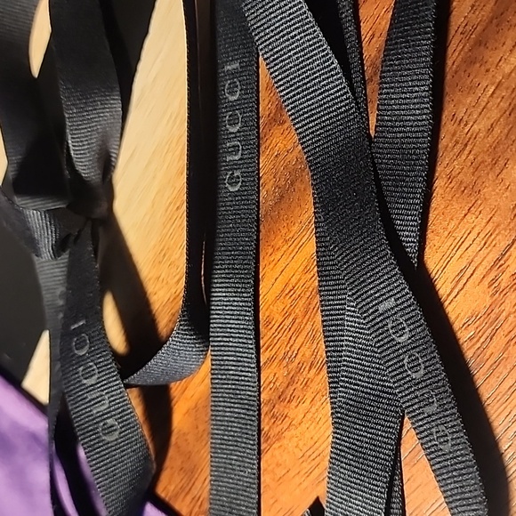 Gucci Pouch & Ribbon - Picture 5 of 5